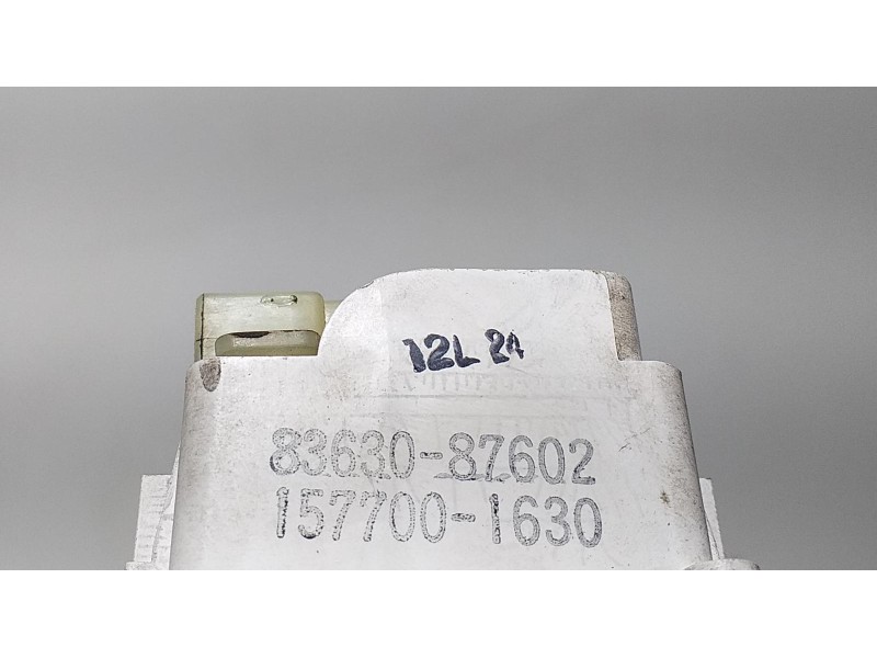 Recambio de reloj para daihatsu feroza f-300 referencia OEM IAM 83630-87602 64868 