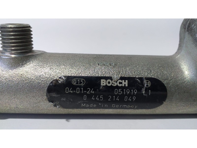 Recambio de rampa inyectora para opel astra h berlina cosmo referencia OEM IAM 0445214049 73391 R