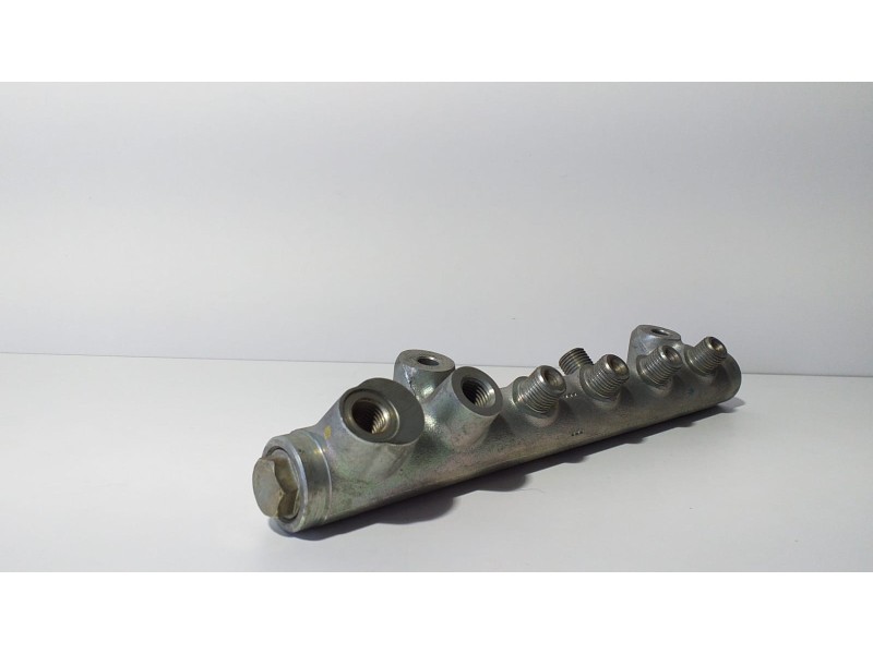 Recambio de rampa inyectora para opel astra h berlina cosmo referencia OEM IAM 0445214049 73391 R