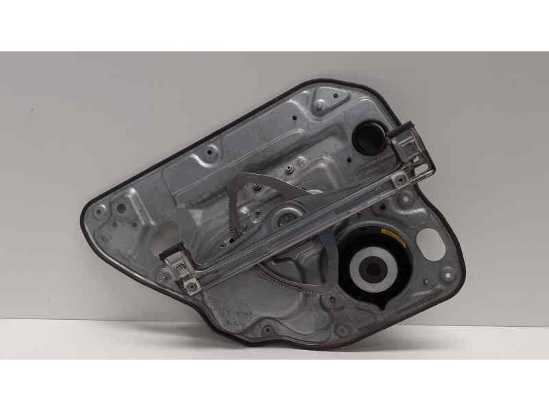 Recambio de elevalunas trasero derecho para volvo s40 berlina 2.0 d summum referencia OEM IAM 8679083 39918 