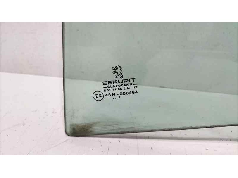 Recambio de luna trasera izquierda para peugeot 206 berlina xr referencia OEM IAM 9203FL 84460 