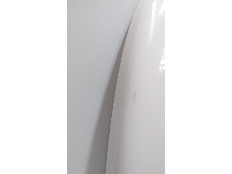 Recambio de capot para ssangyong korando 2.3 tdi referencia OEM IAM 6100206012 73406 