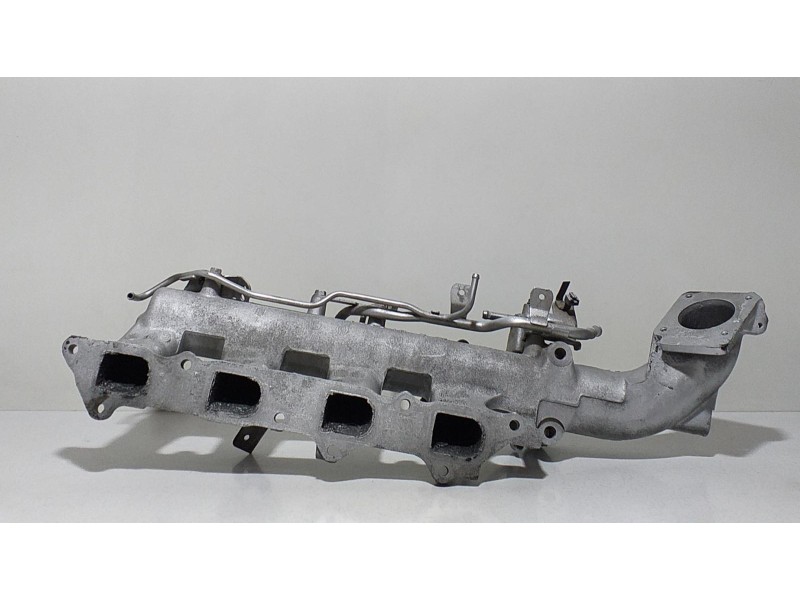 Recambio de colector admision para nissan x-trail (t30) elegance referencia OEM IAM NL0801 64880 