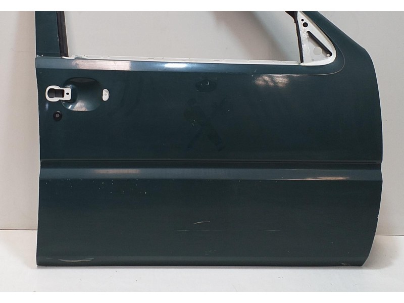 Recambio de puerta delantera derecha para nissan terrano/terrano.ii (r20) comfort plus referencia OEM IAM TD27TI 73410 