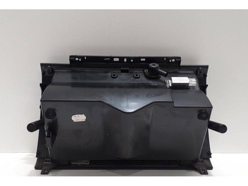 Recambio de guantera para porsche cayenne (typ 9pa) s referencia OEM IAM 7L5857095 52973 