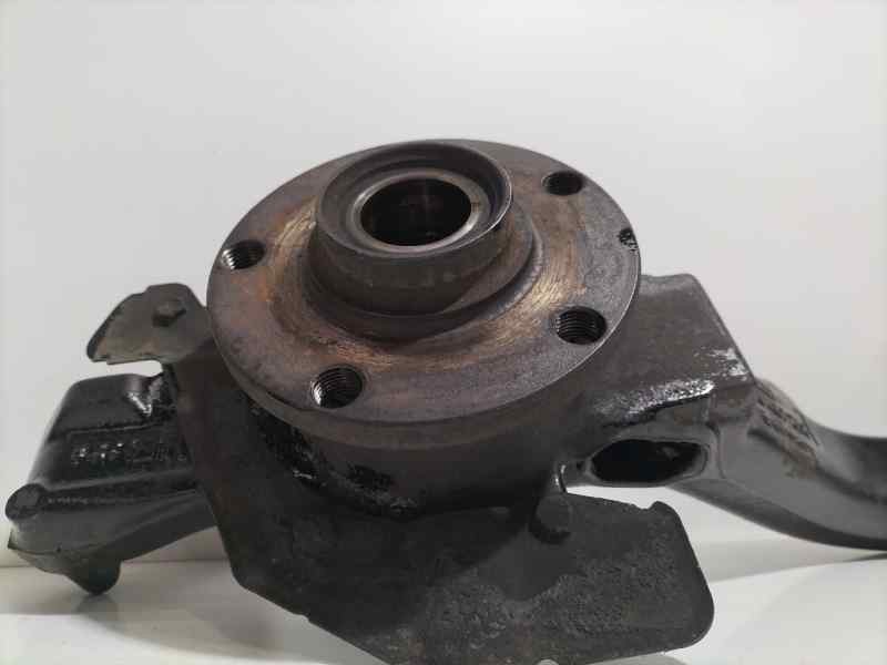 Recambio de mangueta delantera derecha para volkswagen passat berlina (3b2) comfortline referencia OEM IAM 8D0407258T 80468 