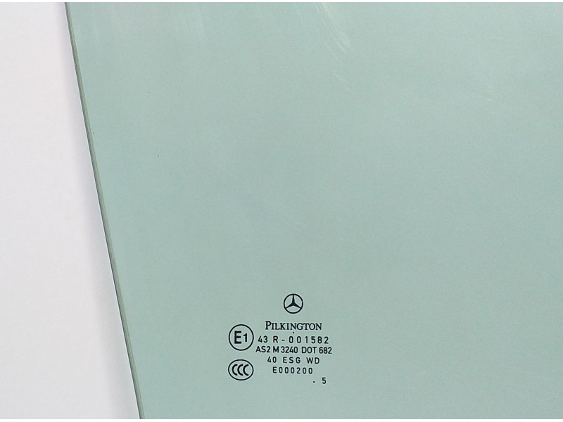 Recambio de luna delantera derecha para mercedes-benz clase b (w245) 200 cdi (245.208) referencia OEM IAM 1697250210 73430 