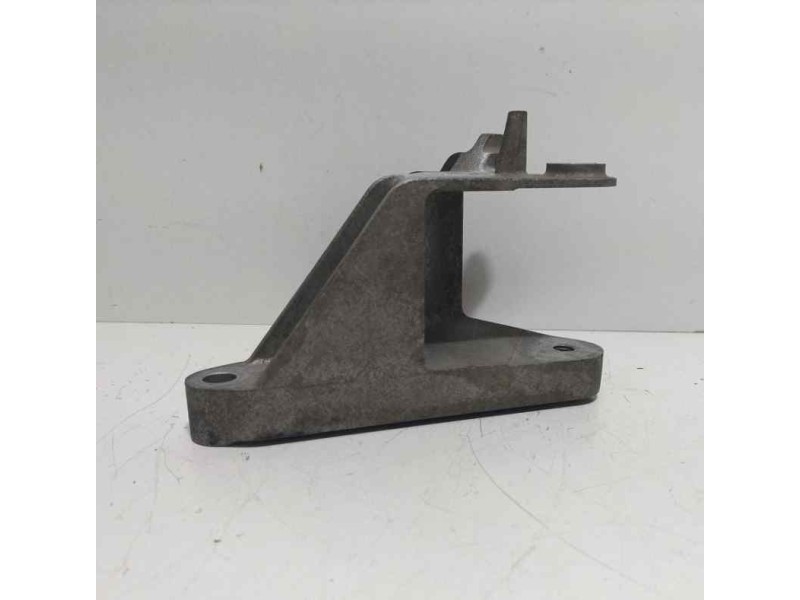 Recambio de soporte motor para opel insignia sports tourer cosmo referencia OEM IAM 13228289 85239 