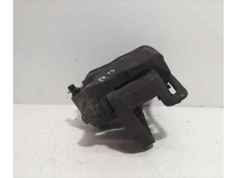 Recambio de pinza freno delantera derecha para opel insignia sports tourer cosmo referencia OEM IAM 13219199 85240 