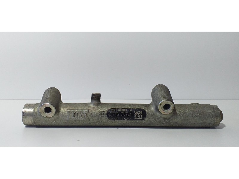 Recambio de rampa inyectora para opel astra h berlina cosmo referencia OEM IAM 0445214049 73448 R Recambio de rampa inyectora para opel astra h berlina cosmo referencia OEM IAM 0445214049 73448 R