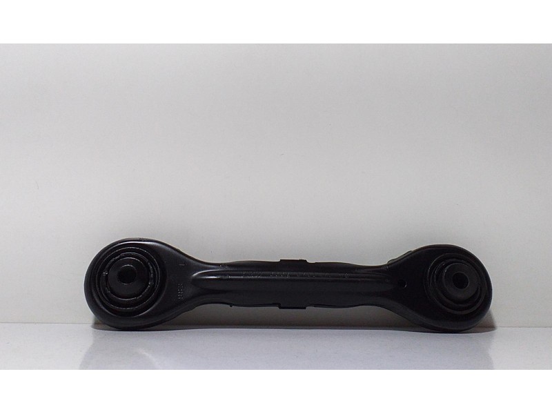 Recambio de brazo suspension superior trasero izquierdo para bmw serie 3 coupe (e92) 320d referencia OEM IAM 33326765425 64989 
