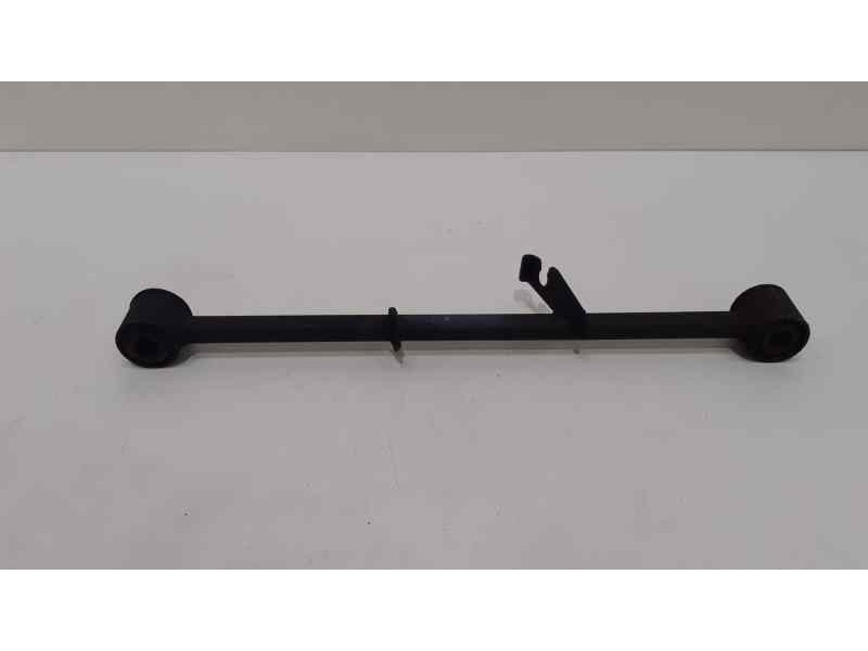 Recambio de brazo suspension inferior trasero derecho para nissan x-trail (t30) comfort referencia OEM IAM  39972 