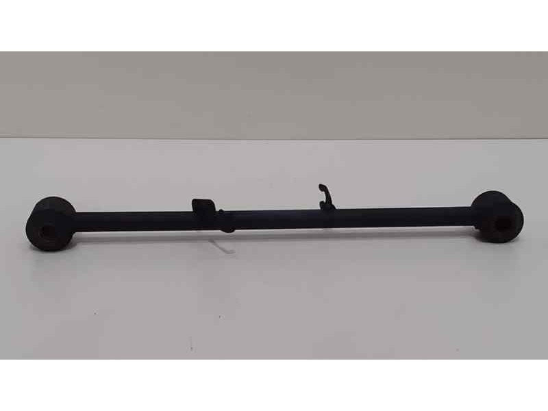 Recambio de brazo suspension inferior trasero derecho para nissan x-trail (t30) comfort referencia OEM IAM  39972 