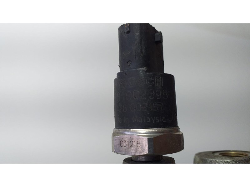 Recambio de rampa inyectora para opel astra h berlina cosmo referencia OEM IAM 0445214049 73455 R