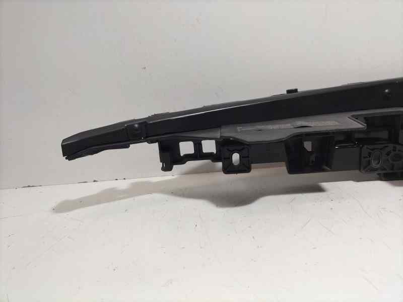 Recambio de travesaño superior para opel insignia sports tourer cosmo referencia OEM IAM 13250569 85250 