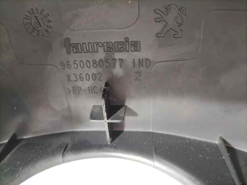 Recambio de molduras delanteras para peugeot 207 confort referencia OEM IAM 9650080577 80507 R