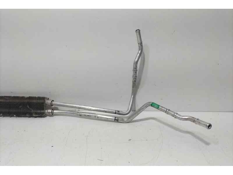 Recambio de radiador aceite para opel insignia sports tourer cosmo referencia OEM IAM 13286331 85252 