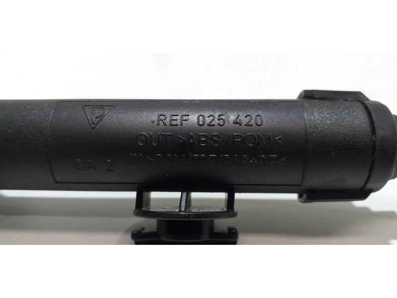 Recambio de apoyabrazos central para porsche cayenne (typ 9pa) s referencia OEM IAM 025420 53051 