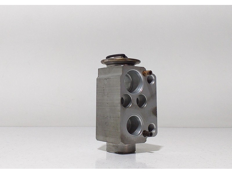 Recambio de valvula expansion para bmw serie 3 coupe (e92) 320d referencia OEM IAM 64116981484 65015 