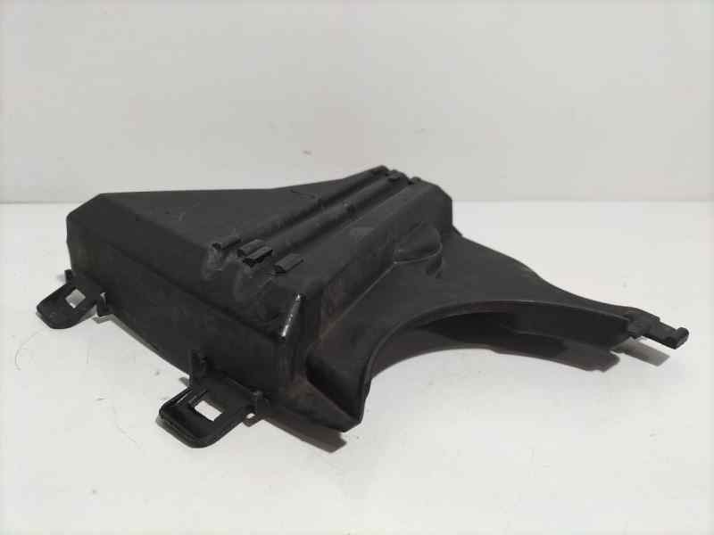 Recambio de moldura para renault megane iii berlina 5 p expression referencia OEM IAM 8200795012A 80533 