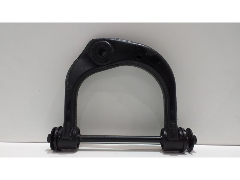 Recambio de brazo suspension superior delantero derecho para toyota land cruiser (j9) td vx (5-ptas.) (kzj95) referencia OEM IAM