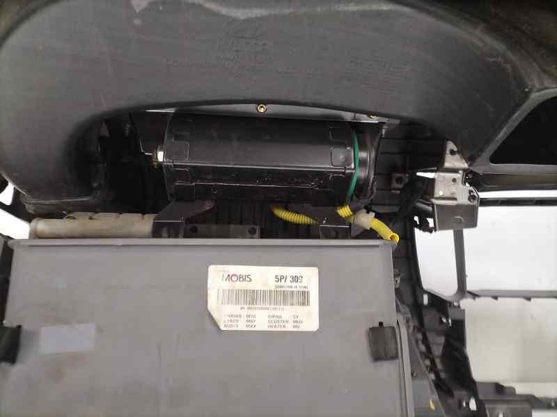 Recambio de salpicadero para hyundai tucson (jm) 2.0 crdi style referencia OEM IAM 847102E000 84586 