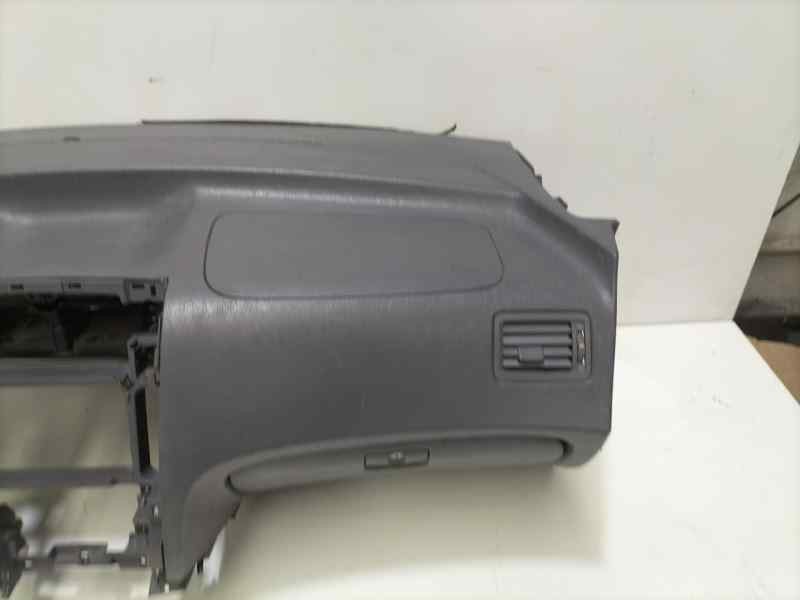 Recambio de salpicadero para hyundai tucson (jm) 2.0 crdi style referencia OEM IAM 847102E000 84586 
