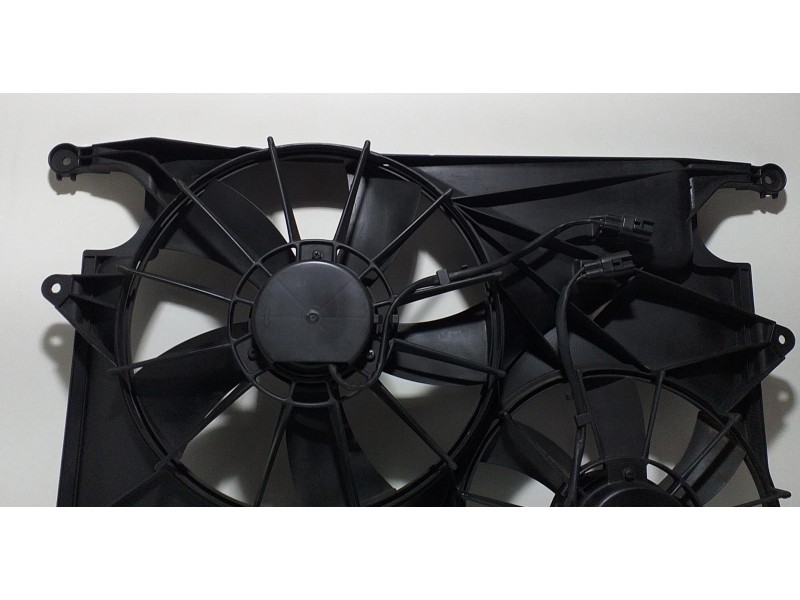 Recambio de electroventilador para chevrolet captiva 2.0 vcdi lt referencia OEM IAM 96837838 65121 