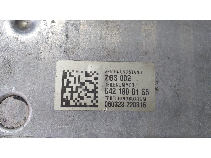 Recambio de enfriador aceite motor para mercedes-benz clase m (w164) 3.0 cdi cat referencia OEM IAM 6421800165 73596 R