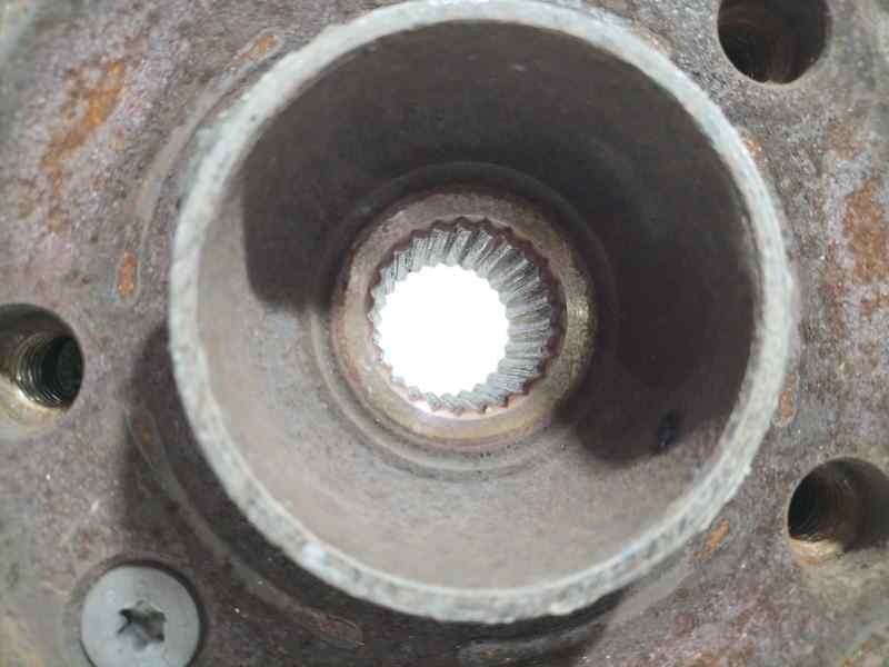 Recambio de mangueta delantera derecha para renault megane iii berlina 5 p expression referencia OEM IAM 400147163R 80556 