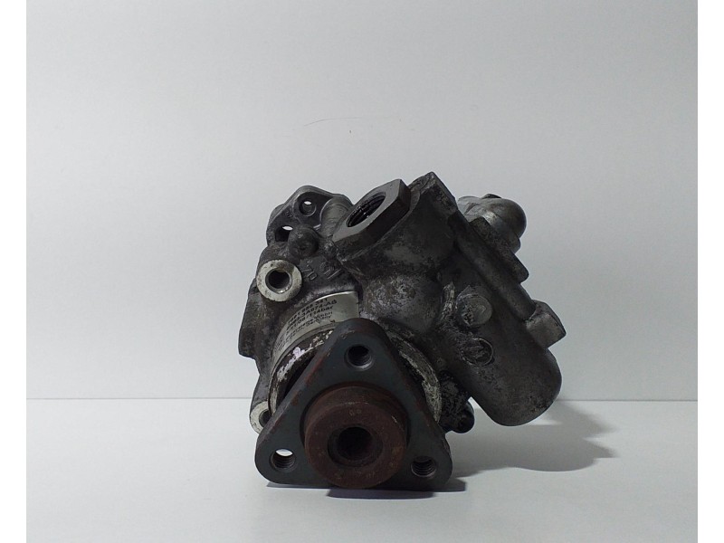 Recambio de bomba direccion para jaguar s-type 2.7 v6 diesel executive referencia OEM IAM 4R833A674AB 73636 R