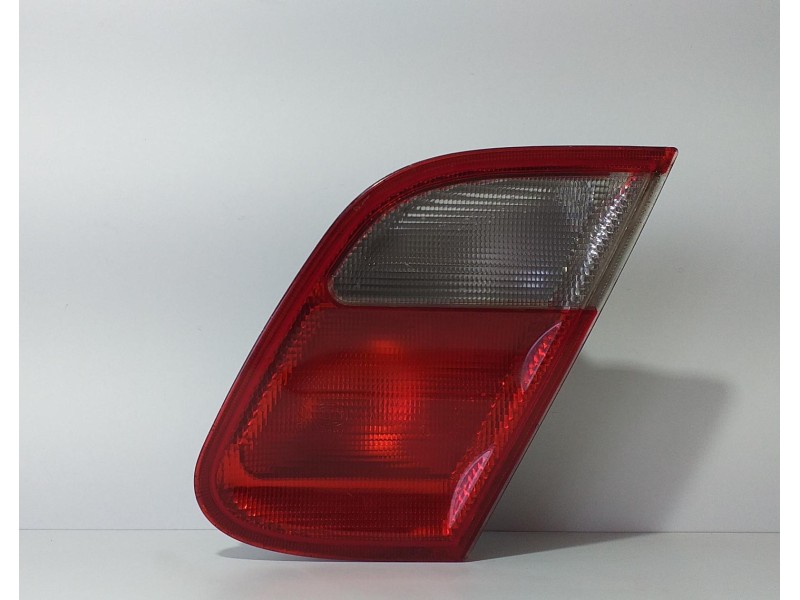 Recambio de piloto trasero derecho interior para mercedes-benz clase clk (w208) coupe 2.3 compresor cat referencia OEM IAM 20882