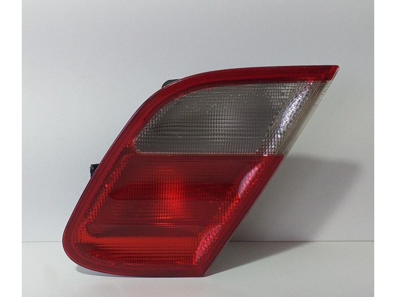 Recambio de piloto trasero derecho interior para mercedes-benz clase clk (w208) coupe 2.3 compresor cat referencia OEM IAM 20882