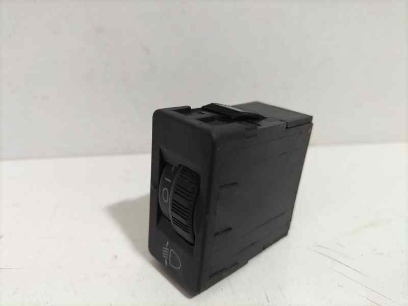 Recambio de interruptor para peugeot 207 confort referencia OEM IAM 96384422XT 80573 