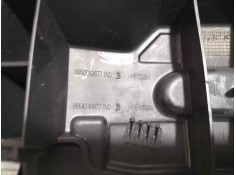 Recambio de molduras delanteras para peugeot 207 confort referencia OEM IAM 9650082677 80576  2