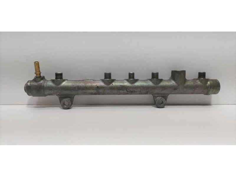 Recambio de rampa inyectora para renault megane ii coupe/cabrio confort authentique referencia OEM IAM 8200330912 85410 