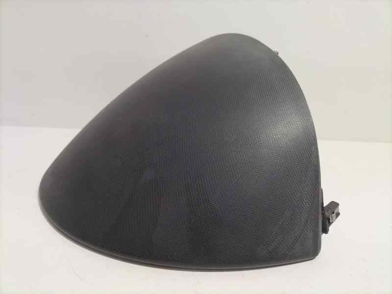 Recambio de molduras delanteras para peugeot 207 confort referencia OEM IAM 9650082677 80576 