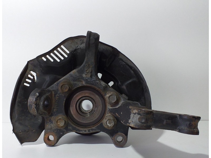 Recambio de mangueta delantera izquierda para toyota auris luna+ referencia OEM IAM 43212021 73689 R