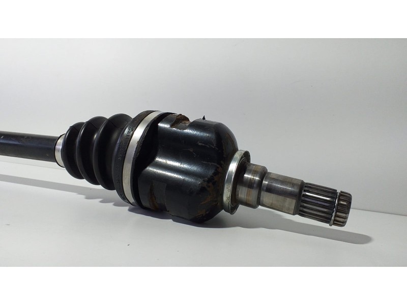 Recambio de transmision delantera izquierda para toyota auris luna+ referencia OEM IAM 4342002021 73692 R