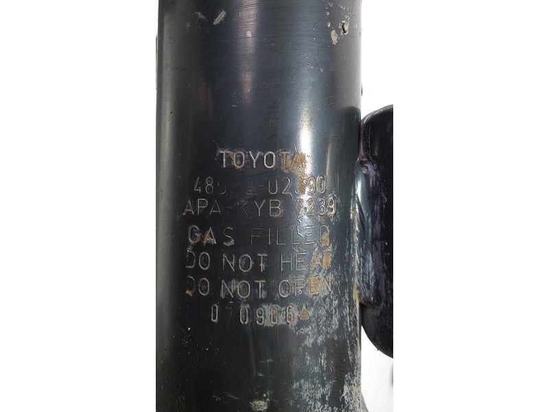 Recambio de amortiguador delantero izquierdo para toyota auris luna+ referencia OEM IAM 4852002390 73698 R