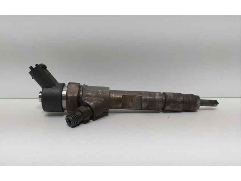 Recambio de inyector para renault megane ii coupe/cabrio confort authentique referencia OEM IAM 8200100272 85422 