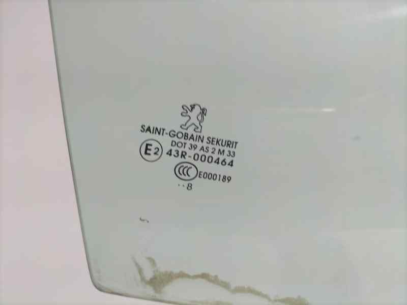 Recambio de luna delantera derecha para peugeot 207 confort referencia OEM IAM 5PUERTAS 80611 