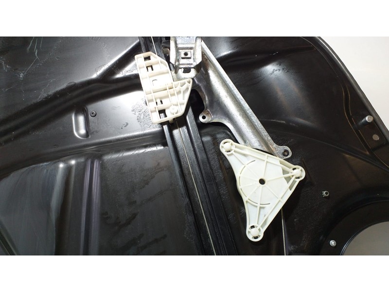 Recambio de elevalunas trasero derecho para mercedes-benz clase r (w251) 320 cdi l (251.122) referencia OEM IAM 981616108 73726 