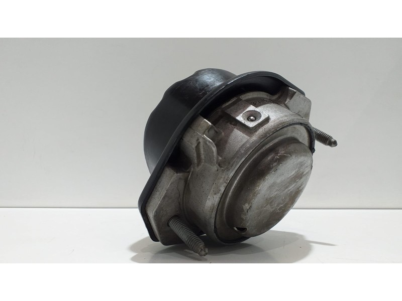 Recambio de soporte motor derecho para bmw serie 7 (e65/e66) 735i referencia OEM IAM N62B36A 53265 