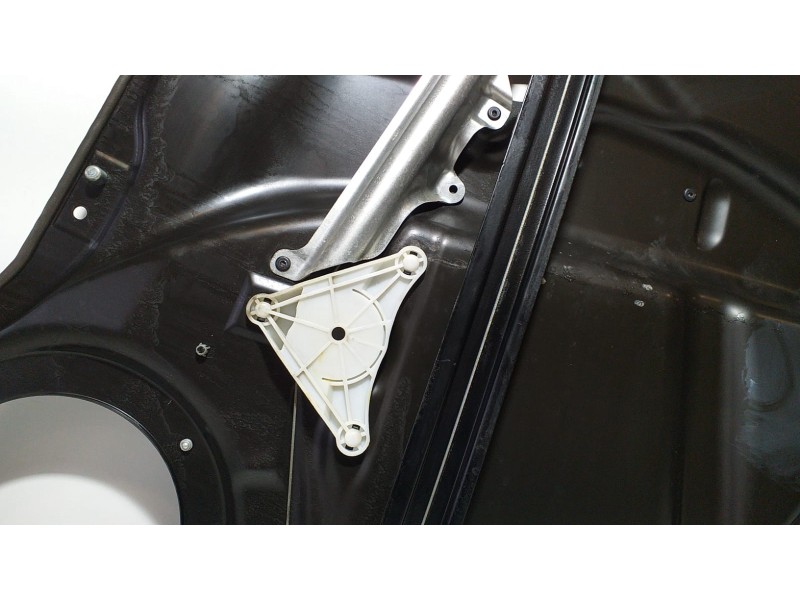 Recambio de elevalunas trasero izquierdo para mercedes-benz clase r (w251) 320 cdi l (251.122) referencia OEM IAM A2514402809 73