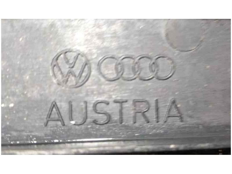 Recambio de rejilla delantera para volkswagen t4 transporter/furgoneta (mod. 1991) combi referencia OEM IAM 701853653C 85437 R