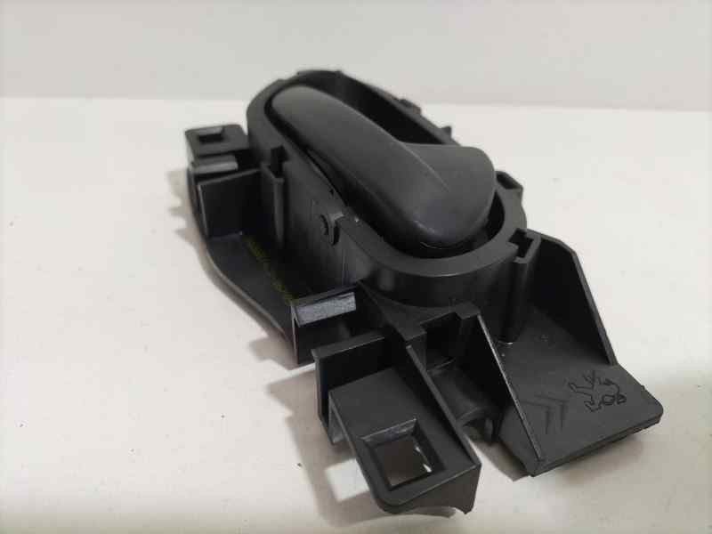 Recambio de maneta interior delantera derecha para peugeot 207 confort referencia OEM IAM 96555514ZD 80635 