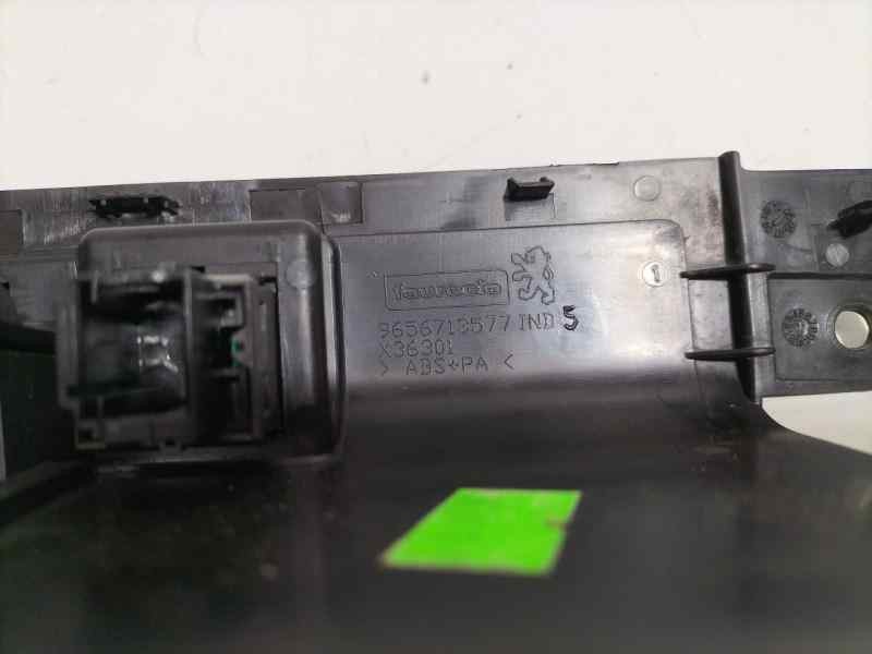 Recambio de interruptor para peugeot 207 confort referencia OEM IAM 9656713577 80639 