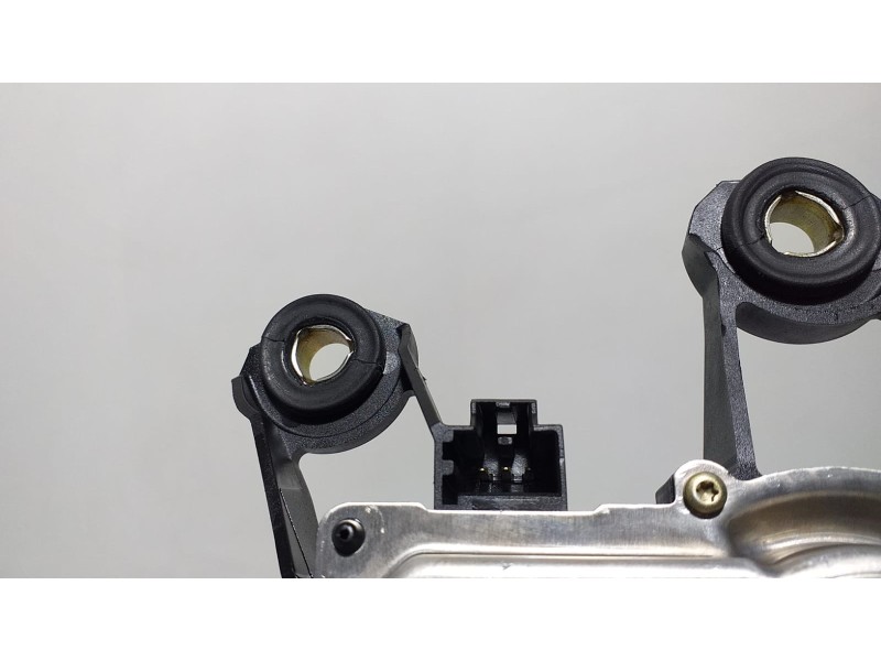 Recambio de motor limpia trasero para ford fiesta (cbk) 1.4 tdci cat referencia OEM IAM 2S61A17K441AB 65298 