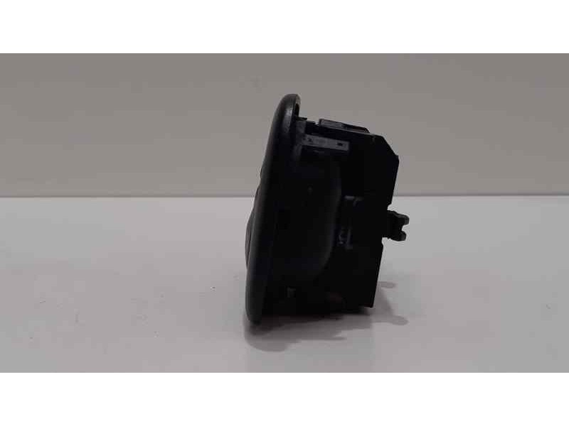 Recambio de maneta interior delantera izquierda para nissan x-trail (t30) comfort referencia OEM IAM 806718H30A 40242 